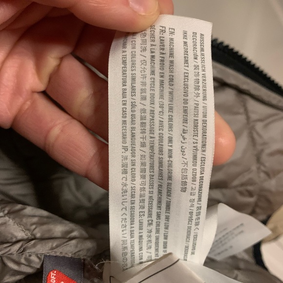 DONATED: Abercrombie Lightweight Quilted Puffer Jacket, S - Picture 11 of 12